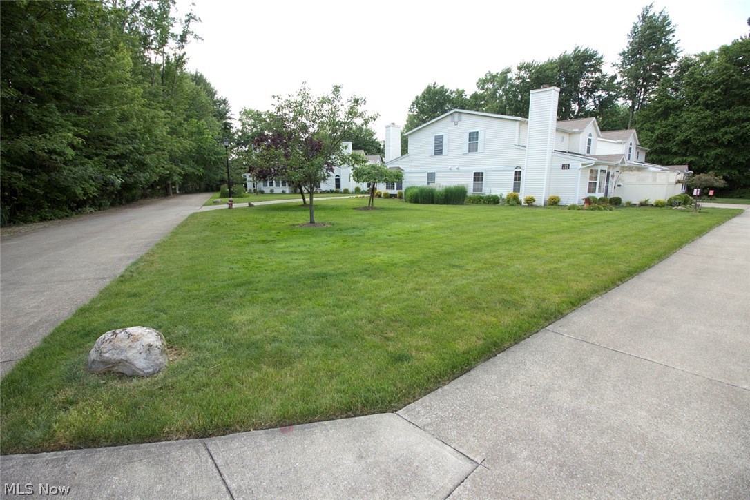 692 South Point Trail Berea, OH 44017 - Photo 16 of 18