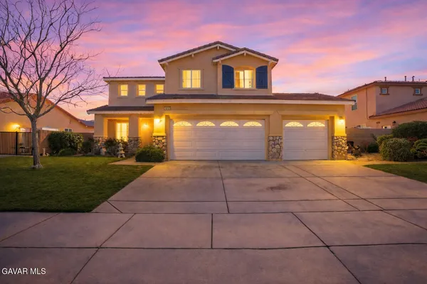 $519,900 | 8816 Avoca Court, Lancaster, CA 93536