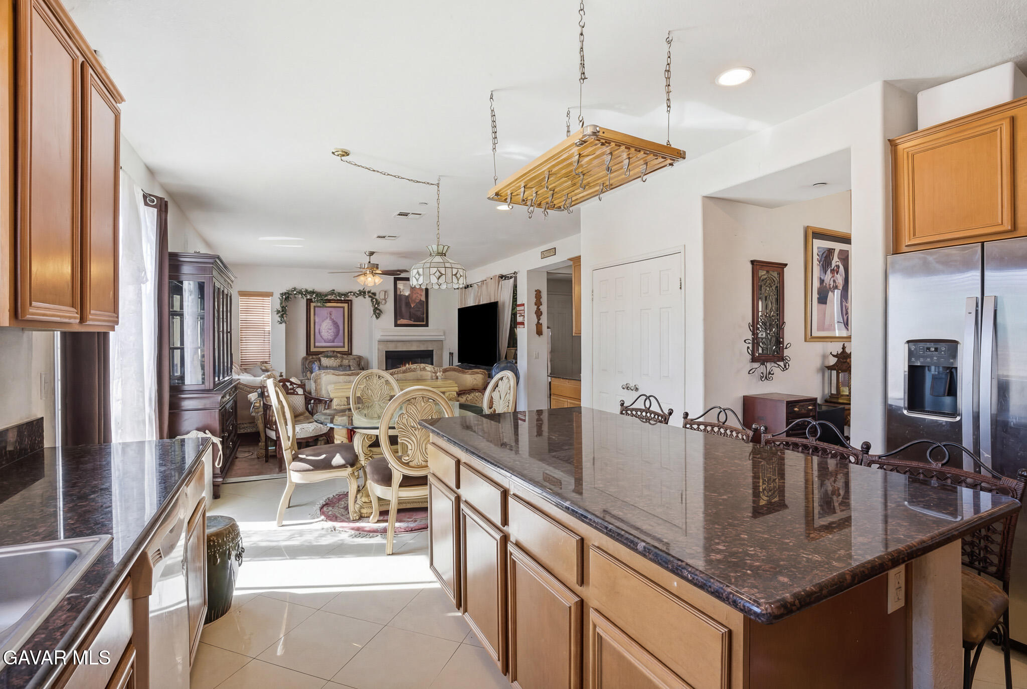 8816 Avoca Court Lancaster, CA 93536 - Photo 2 of 33 _DSC9199_reedit_bfeda5f5-e67e-42ca-b4fe-