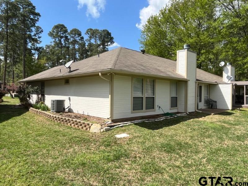 198 Pine Tree, Unit B Holly Lake Ranch, TX 75765 - Photo 3 of 33