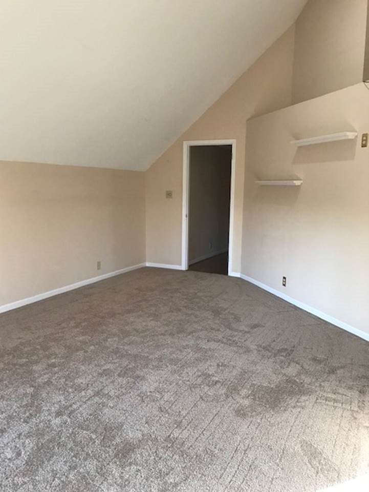 2404 East Boston Road, Unit 11 Bloomington, IN 47401 - Photo 20 of 33
