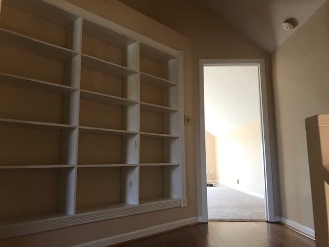 2404 East Boston Road, Unit 11 Bloomington, IN 47401 - Photo 24 of 33