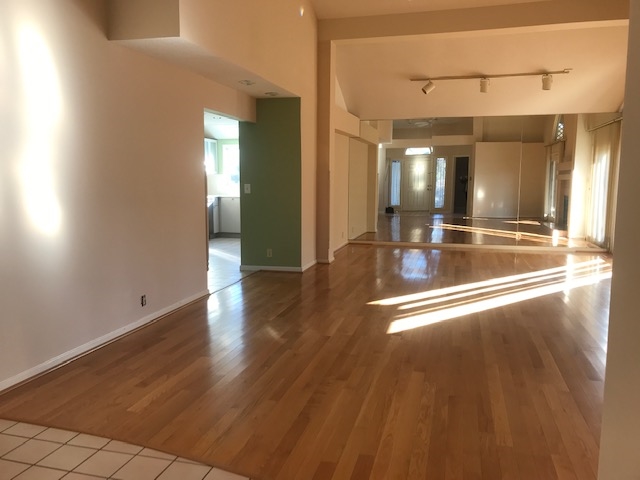 2404 East Boston Road, Unit 11 Bloomington, IN 47401 - Photo 4 of 33