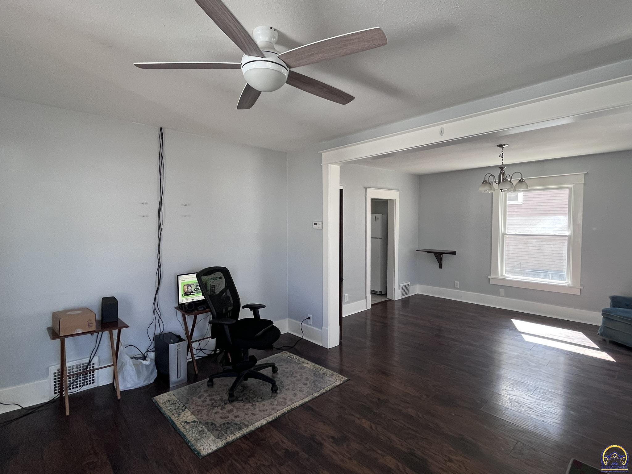 722 Northeast Sumner Street Topeka, KS 66616 - Photo 3 of 19