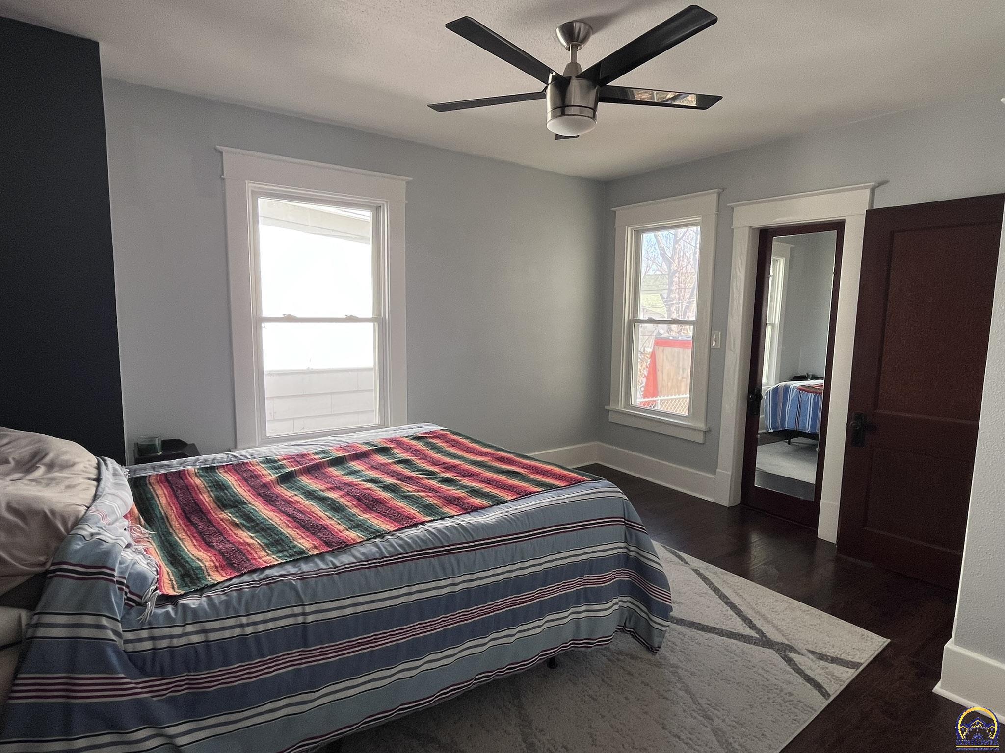 722 Northeast Sumner Street Topeka, KS 66616 - Photo 8 of 19