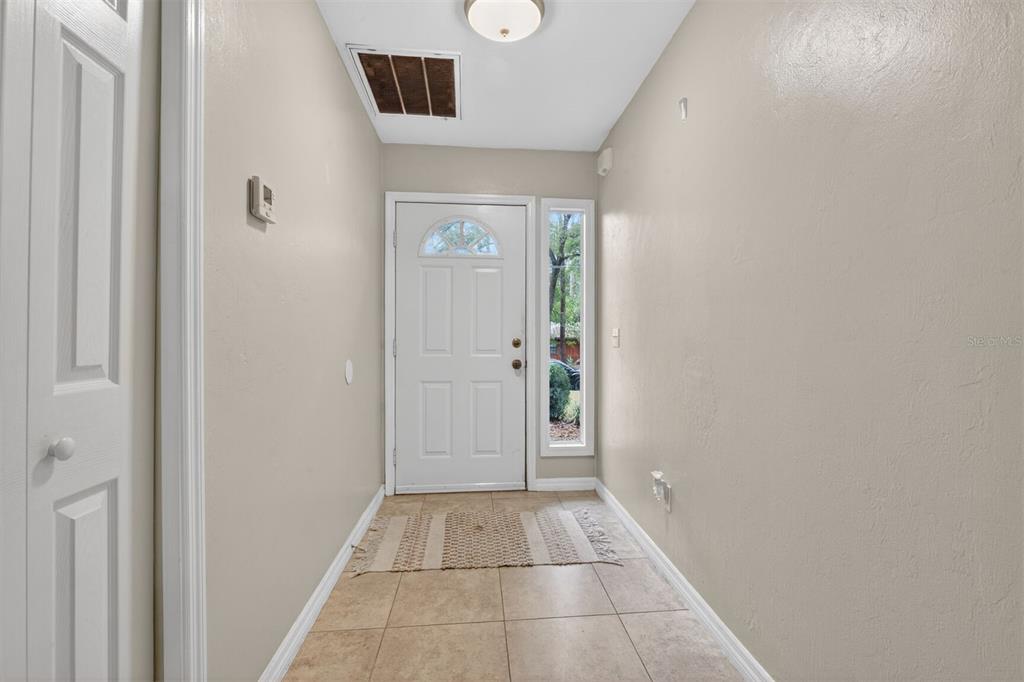 305 Northwest 28th Street Gainesville, FL 32607 - Photo 13 of 43