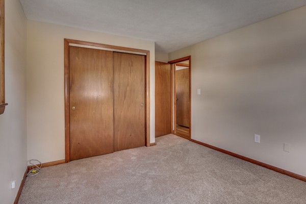 46 Dix Rd Extension Woburn, MA 01801 - Photo 18 of 30