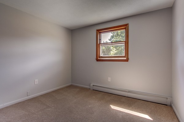 46 Dix Rd Extension Woburn, MA 01801 - Photo 19 of 30