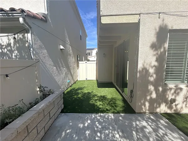 $3,700 | 253 South Vermont Avenue, Glendora, CA 91741