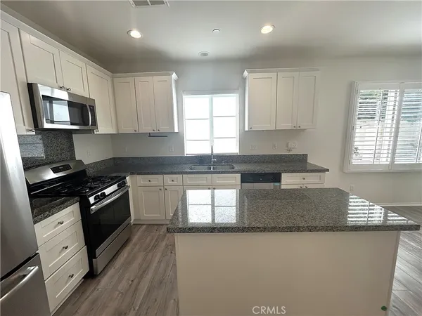 $3,700 | 253 South Vermont Avenue, Glendora, CA 91741