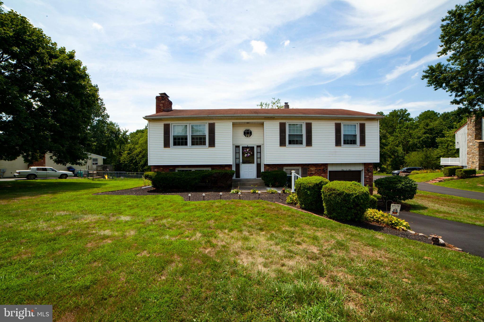 101 Woodstream Road Boothwyn, PA 19061 - Photo 1 of 26 Gallery Image 1
