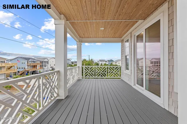 $1,395,000 | 607 South Topsail Drive, Surf City, NC 28445