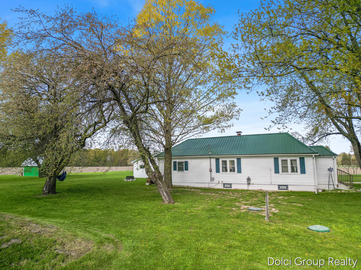 20690 Coolidge Road Big Rapids, MI 49307 - Photo 23 of 23 20690-Coolidge_205
