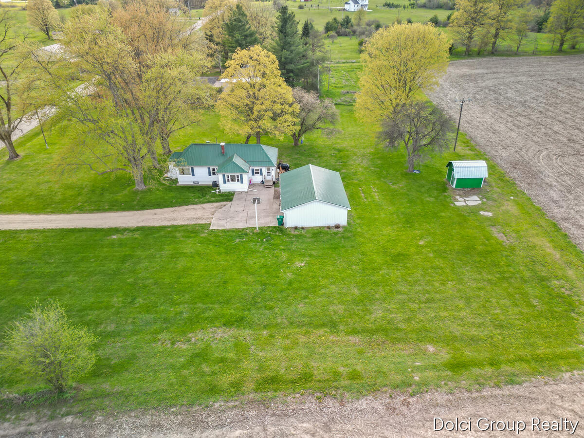 20690 Coolidge Road Big Rapids, MI 49307 - Photo 3 of 23 20690-Coolidge_201