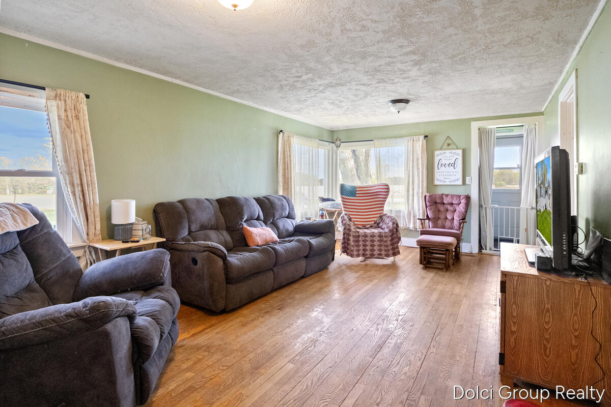 20690 Coolidge Road Big Rapids, MI 49307 - Photo 4 of 23 20690-Coolidge_002