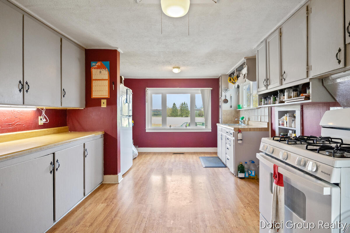 20690 Coolidge Road Big Rapids, MI 49307 - Photo 5 of 23 20690-Coolidge_005