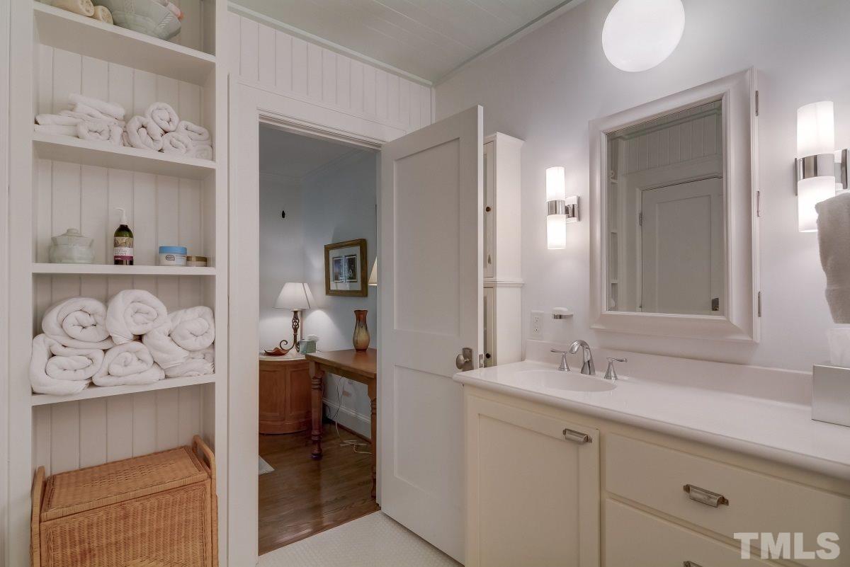 212 Hudson Street Raleigh, NC 27608 - Photo 17 of 24