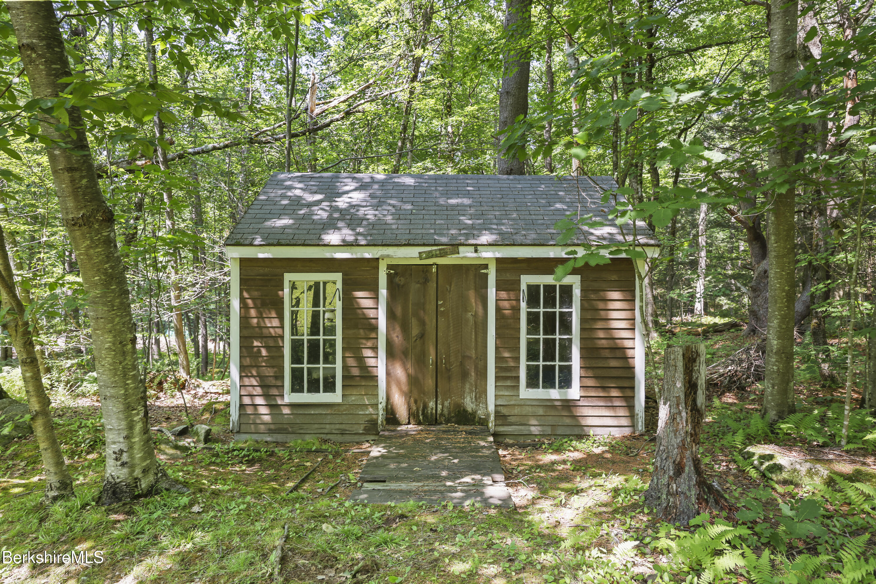 227 Tolland Road Otis, MA 01029 - Photo 72 of 75 330 Shed