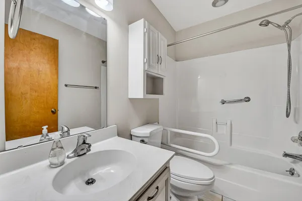 $295,000 | 216 Windward Drive Southwest, Unit 216, Roanoke, VA 24018