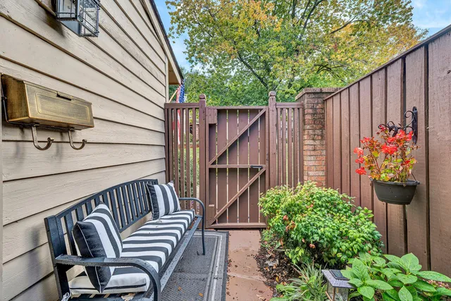 $329,000 | 216 Windward Drive Southwest, Unit 216, Roanoke, VA 24018