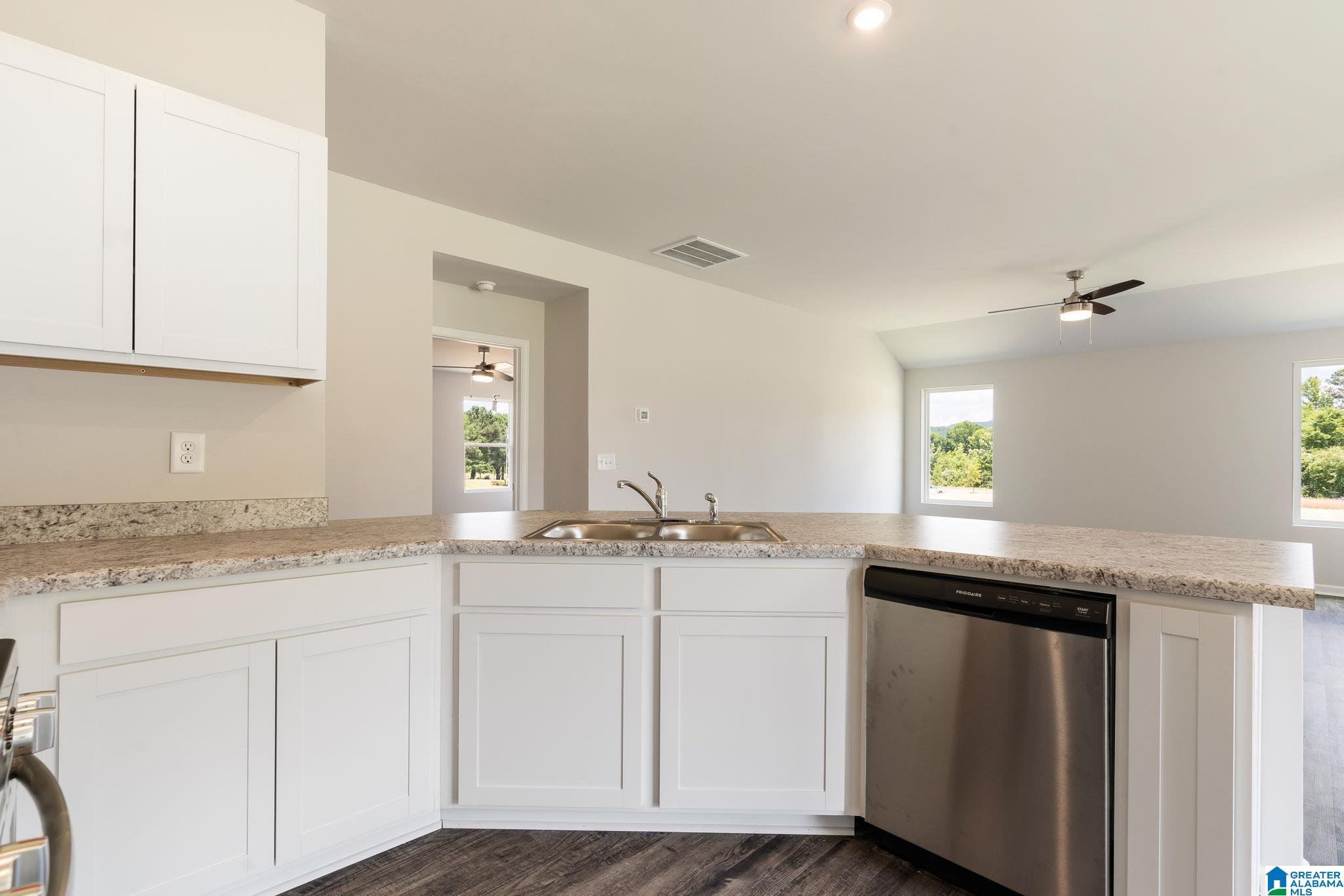 237 Skyline Loop Jacksonville, AL 36265 - Photo 20 of 46