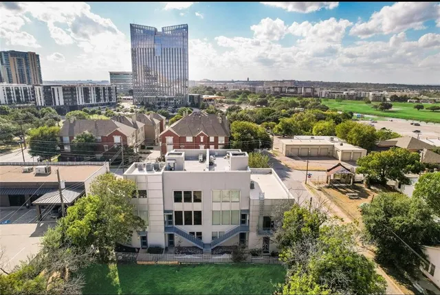 $399,999 | 959 West Bluff Street, Unit 105, Fort Worth, TX 76102