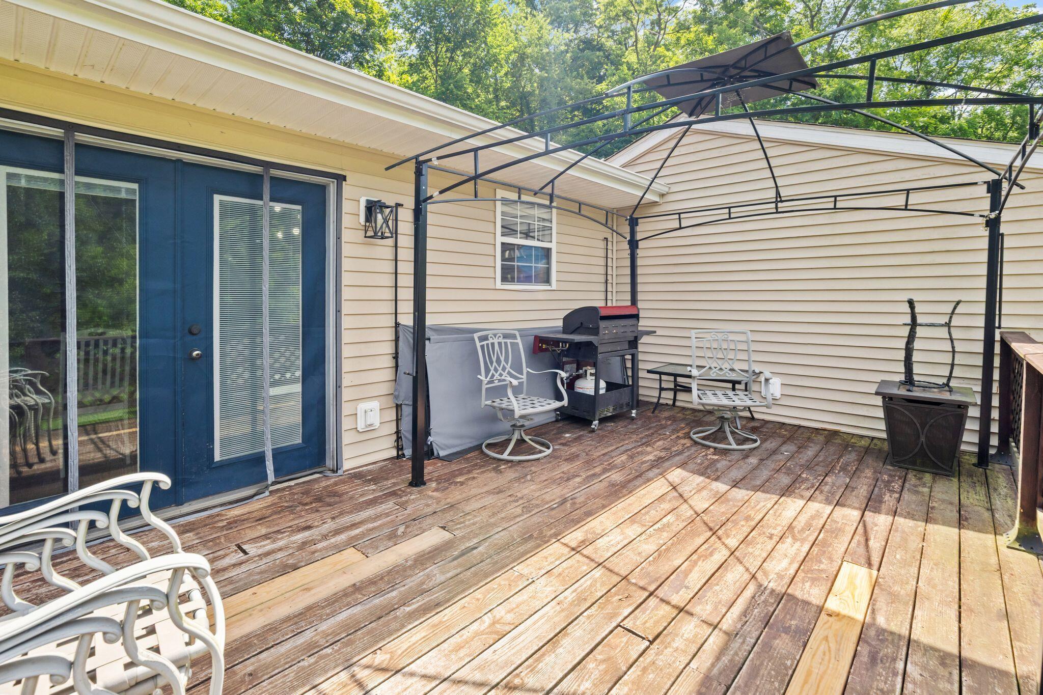 2339 Pumpkin Vine Road Southeast Lancaster, OH 43130 - Photo 11 of 35