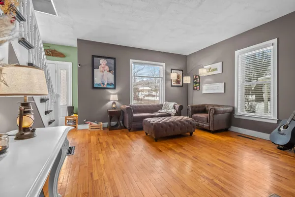 $199,900 | 20 South West Street, Hillsdale, MI 49242