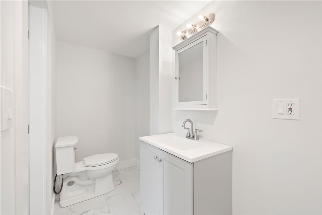 107 Tell Street, Unit 3R Providence, RI 02909 - Photo 12 of 17