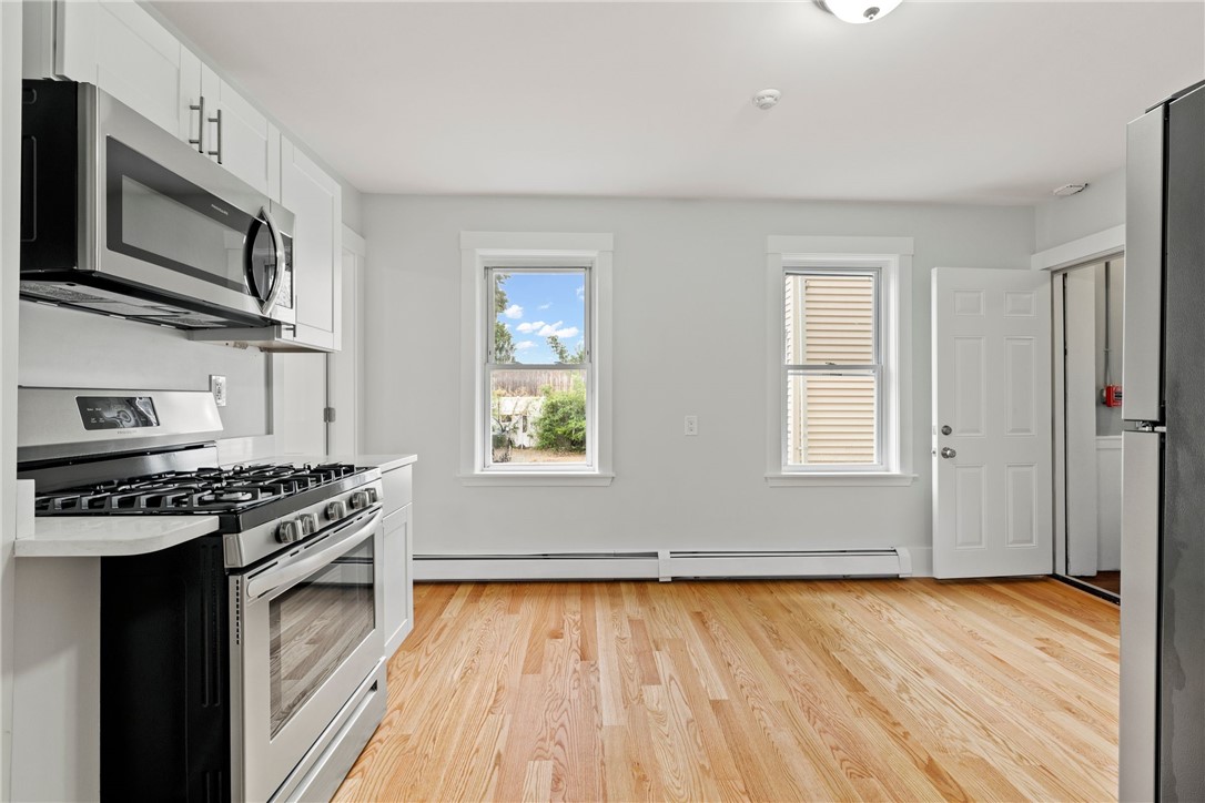 107 Tell Street, Unit 3R Providence, RI 02909 - Photo 3 of 17