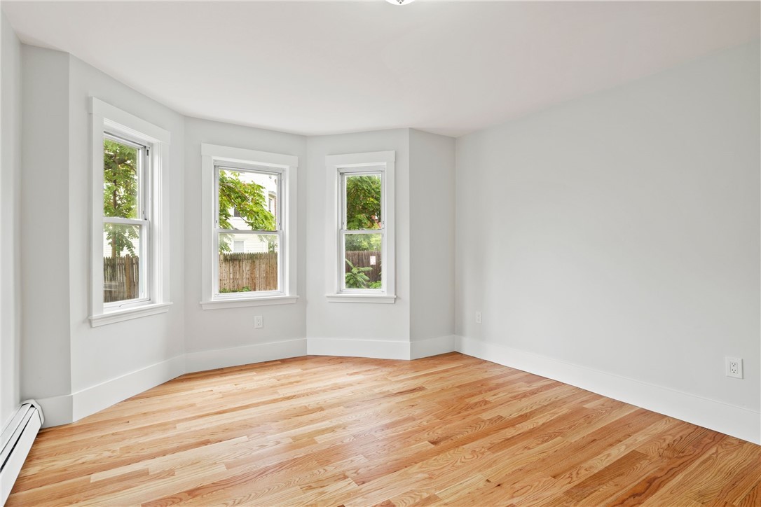 107 Tell Street, Unit 3R Providence, RI 02909 - Photo 8 of 17 Living Room