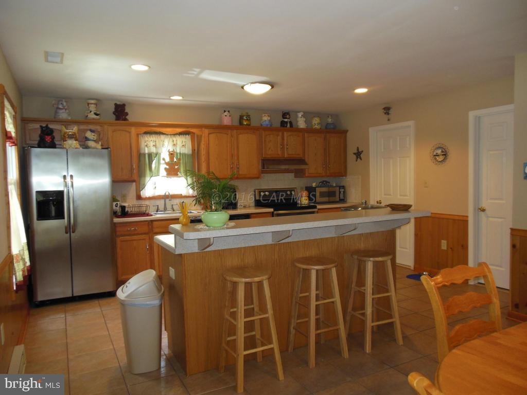 3860 Walt Thomas Road Crisfield, MD 21817 - Photo 4 of 32 Gallery Image 4