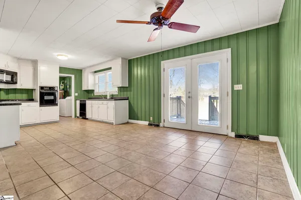 $224,900 | 301 Dixon Street, Clinton, SC 29325