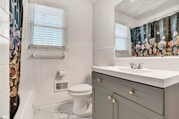 $224,900 | 301 Dixon Street, Clinton, SC 29325