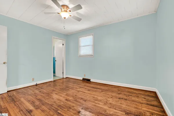 $224,900 | 301 Dixon Street, Clinton, SC 29325