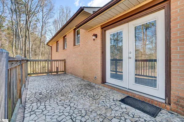 $224,900 | 301 Dixon Street, Clinton, SC 29325