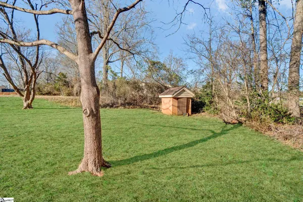 $224,900 | 301 Dixon Street, Clinton, SC 29325