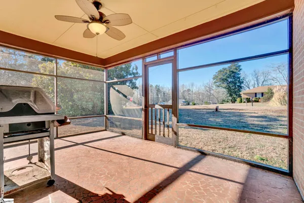 $224,900 | 301 Dixon Street, Clinton, SC 29325