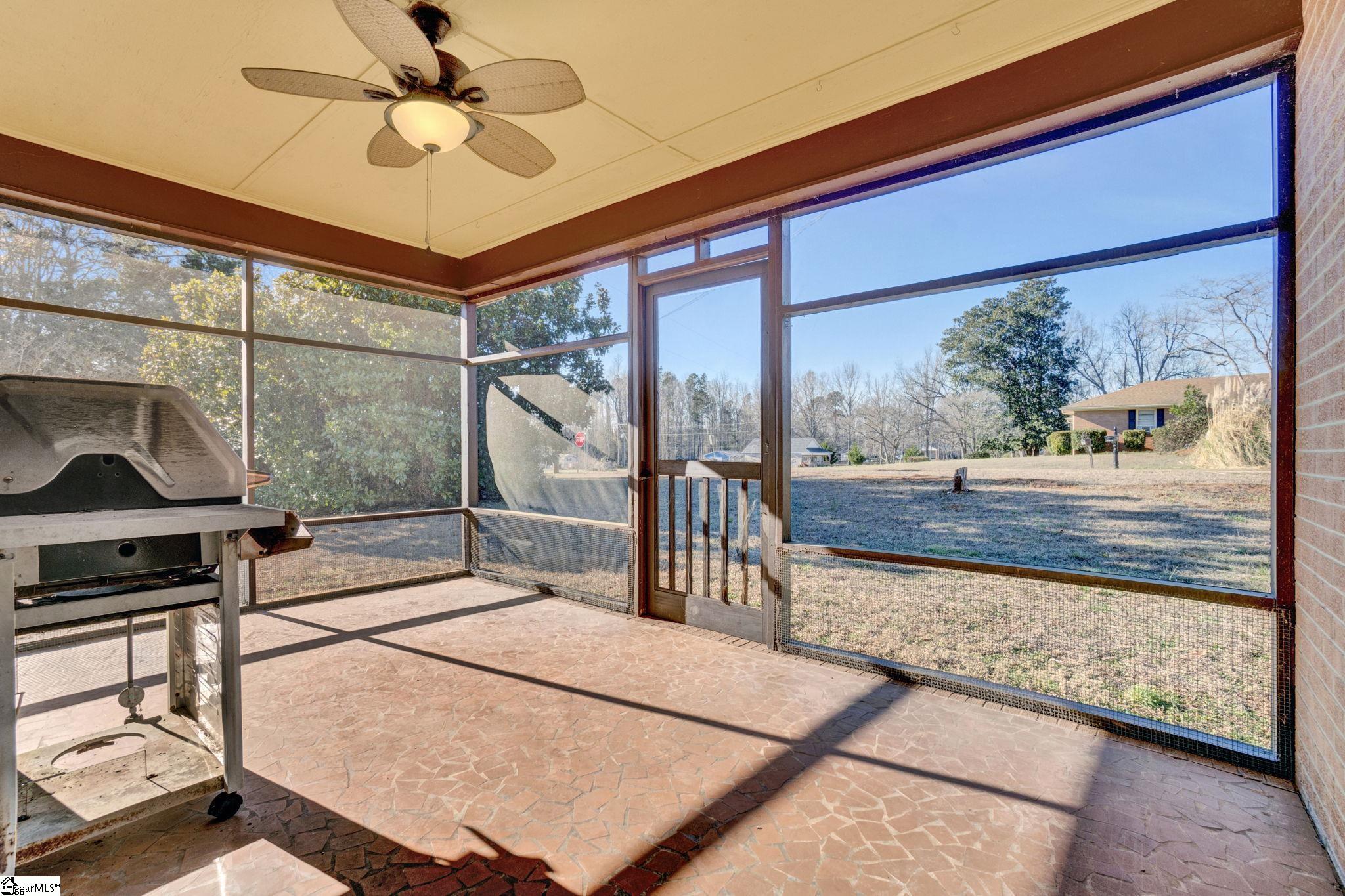 301 Dixon Street Clinton, SC 29325 - Photo 43 of 43