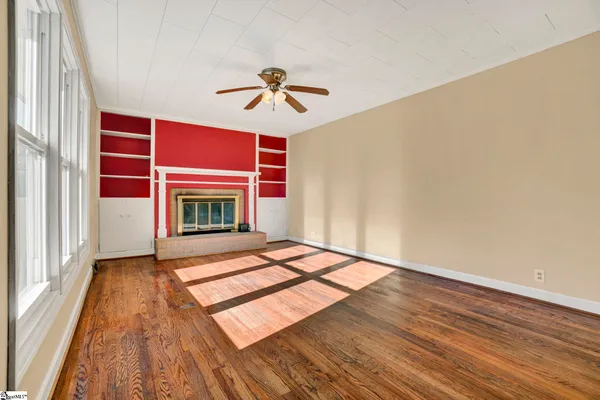 $224,900 | 301 Dixon Street, Clinton, SC 29325