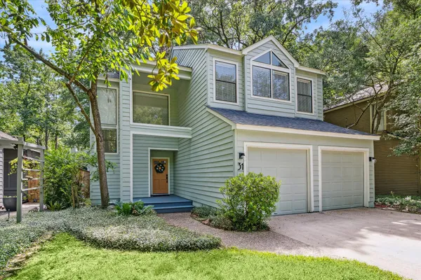 $2,495 | 31 Fire Flicker Place, The Woodlands, TX 77381