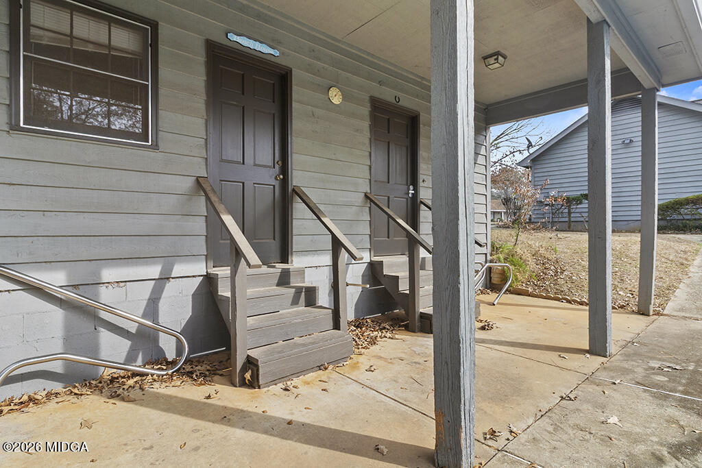 407 Smoke Rise Drive Warner Robins, GA 31088 - Photo 8 of 34 a view of the house with a street