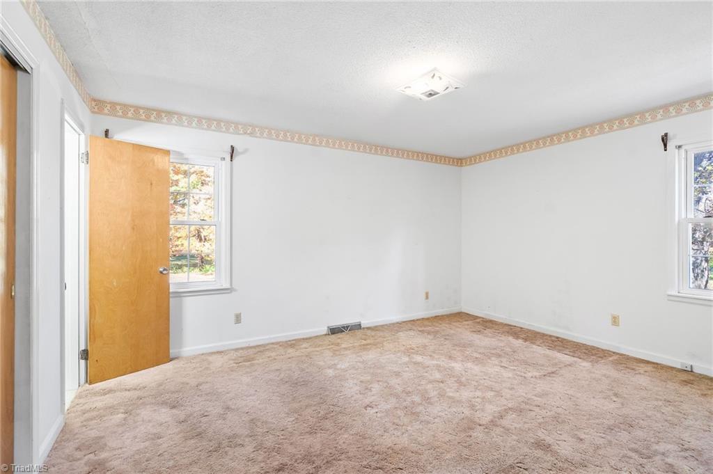 1835 Greentree Road Burlington, NC 27217 - Photo 20 of 30