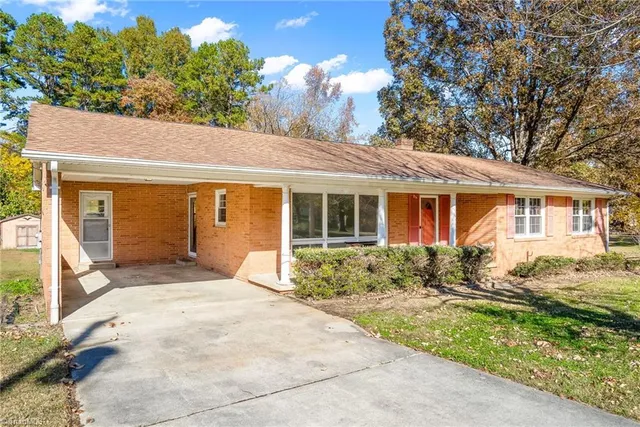 $265,000 | 1835 Greentree Road, Burlington, NC 27217