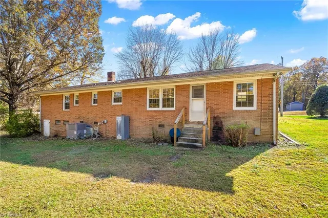 $265,000 | 1835 Greentree Road, Burlington, NC 27217