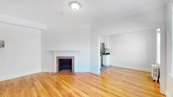 $2,300 | 16 Chauncy Street, Unit 24, Cambridge, MA 02138