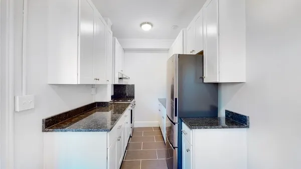 $2,300 | 16 Chauncy Street, Unit 24, Cambridge, MA 02138