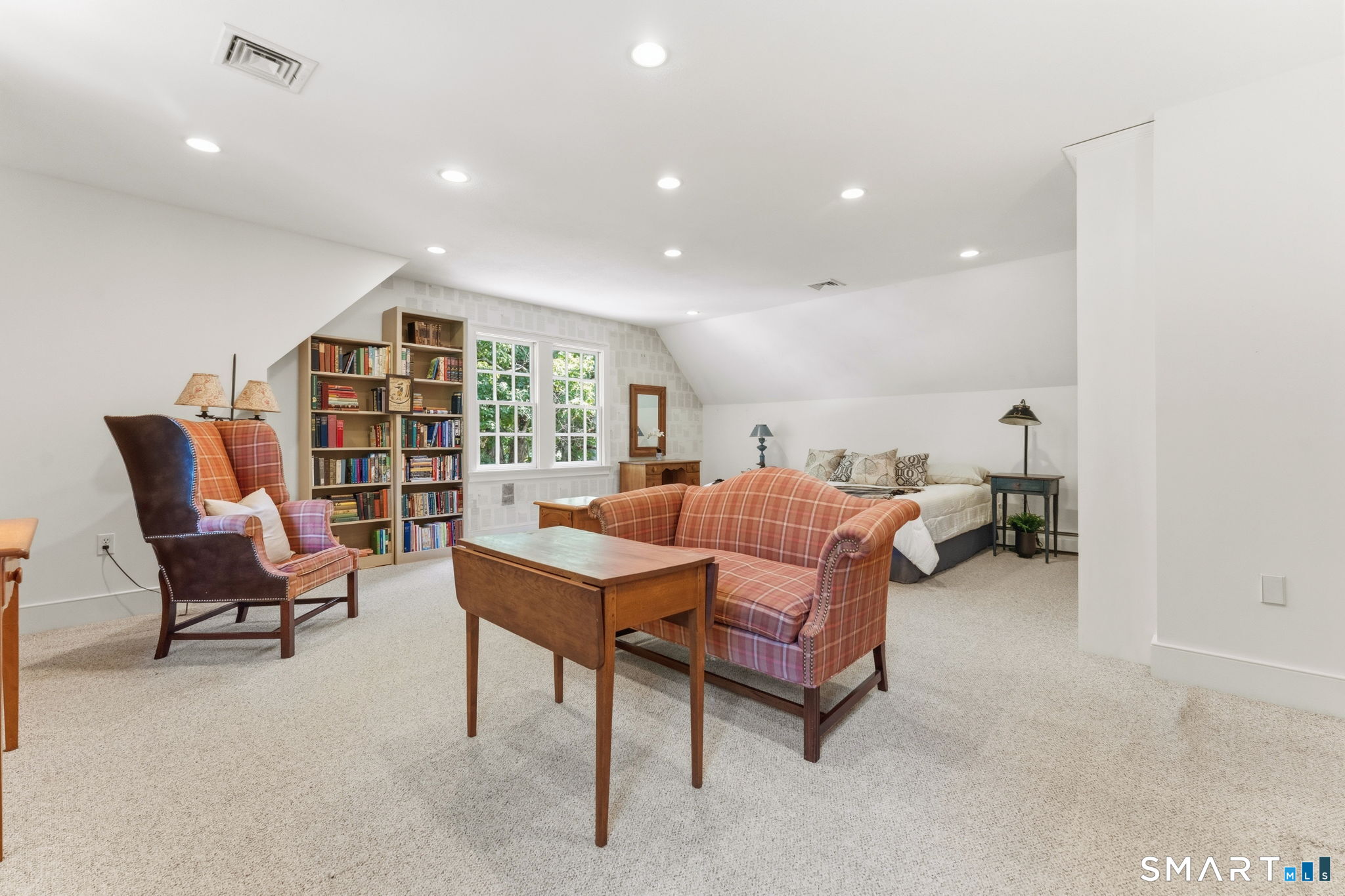276 Stratton Brook Road Simsbury, CT 06092 - Photo 32 of 40 Bonus Room/5th bedroom/en suite