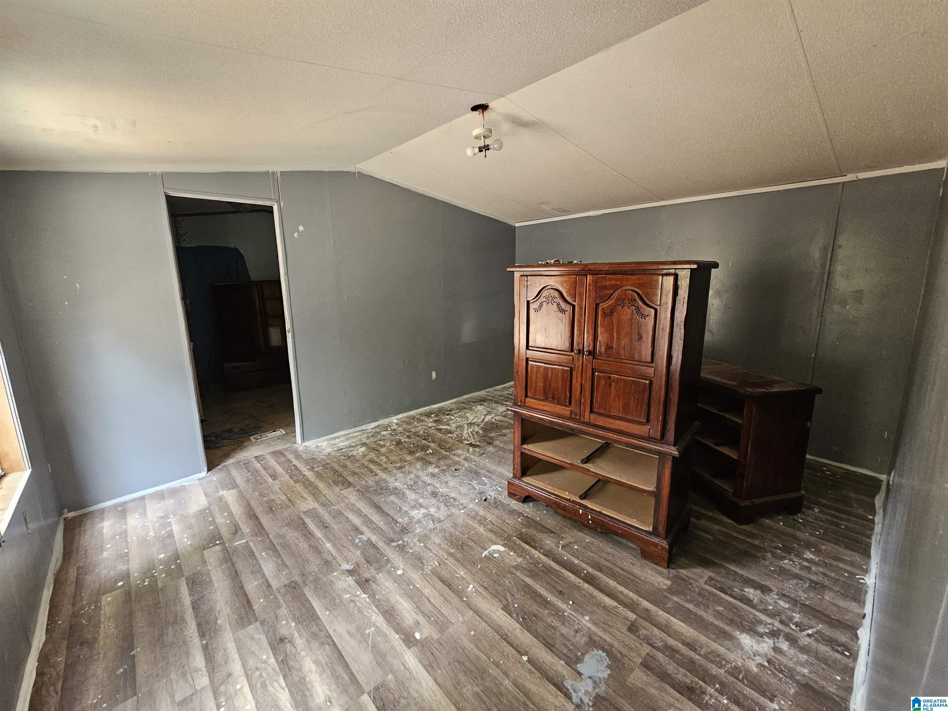 90 Honeysuckle Way Riverside, AL 35135 - Photo 8 of 11