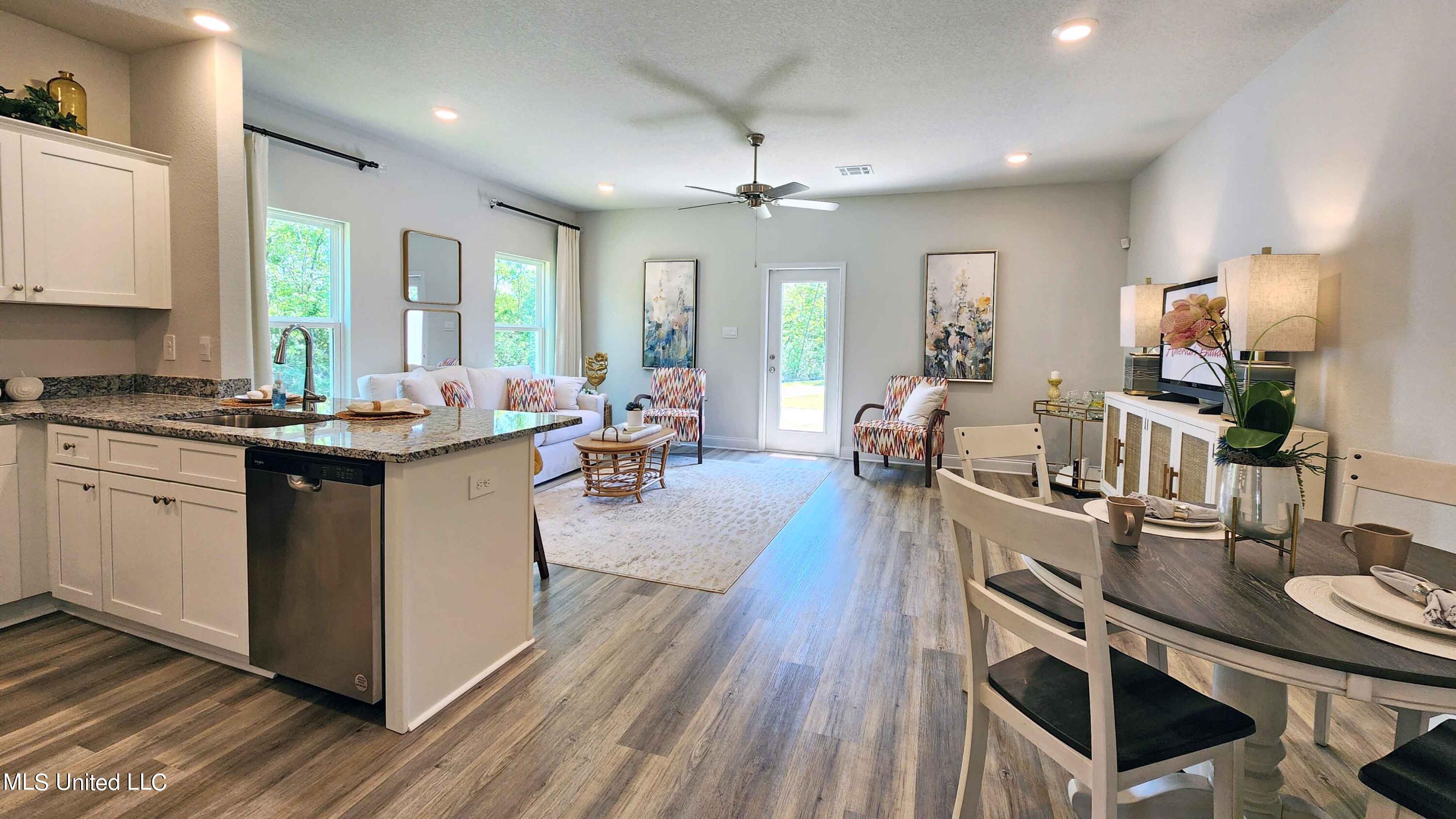 122 Debuys Road Biloxi, MS 39531 - Photo 10 of 31 006__